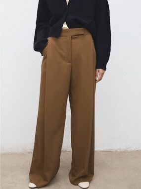 Mango Women's Tan Trousers​